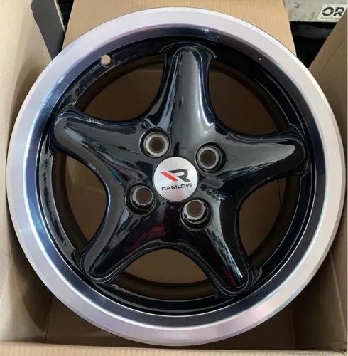 Jogo de rodas aro 15 novas 