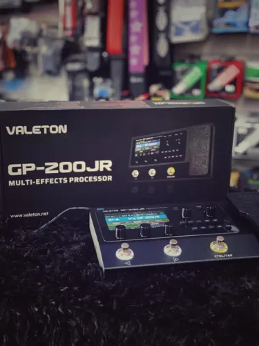 Pedaleira Valeton Gp200JR c/ Interface Usb C - 10x R$ 249,90 no cartão de crédito.