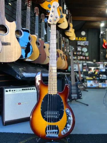 Baixo Vintage Ativo 5c Estilo Music Man V965