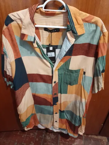 Camisa Colorida Follow GG