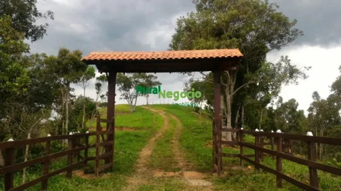 TERRENO COM VISTA PANORÂMICA EM DELFIM MOREIRA-MG
