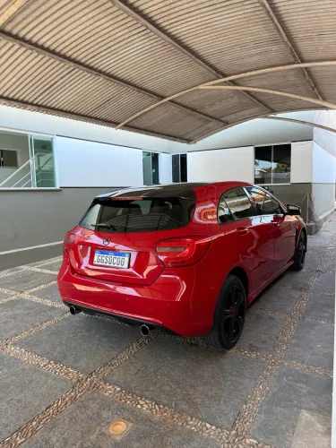 Mercedes a200 1.6T com mais de 15k de acessorios 