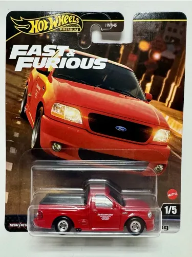 Hot Wheels Premium velozes e furiosos  Ford F-150 SVT Lightning Red 1/64 Pickup Truck 