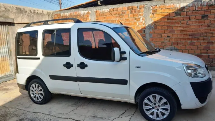 Fiat Doblo Essence 1.8 Flex 16V 5P 2018