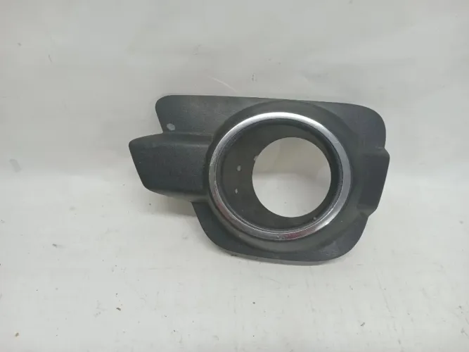 Moldura Farol De Milha Le Kwid 17/21 C/aro Cromado C/detalhe