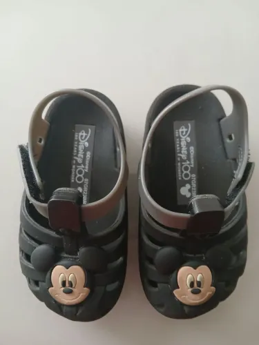Sandálias Disney Mickey Mouse - Tamanho 19