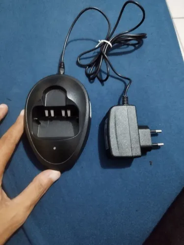 Carregador de Rádio Comunicador - Base e Fonte
