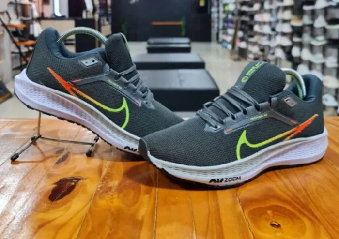 Tênis Nike Masculino Air Zoom Pegasus - Cinza