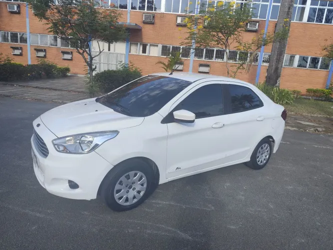 Ford KA 1.0 completo+GNV+Multimídia+sensor e câmera ré 