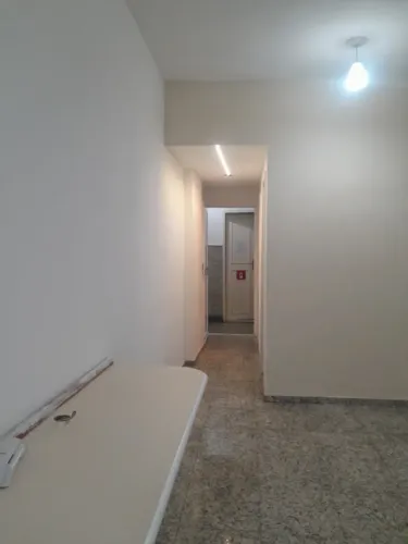 Excelente conjugado perto metro Flamengo