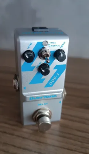 Overtone ODE-1 - Pedal de Delay
