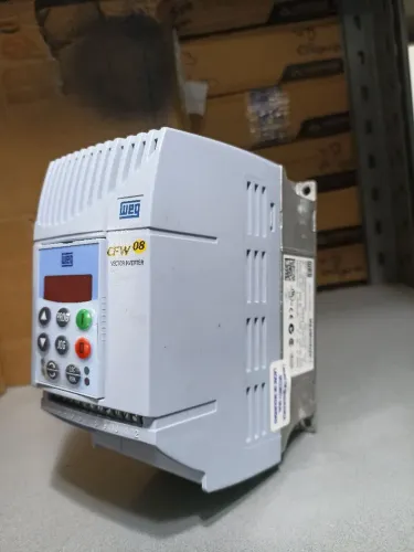 Inversor de frequência Weg CFW080065t3848psz