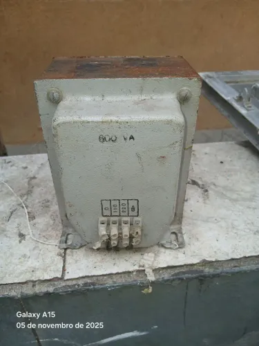 Transformador 110x220 5 amperes