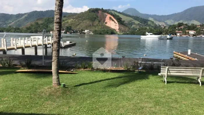 Apartamento para venda com 2 quartos, 57m² - Gambôa do Belém (Cunhambebe) - Angra dos Reis