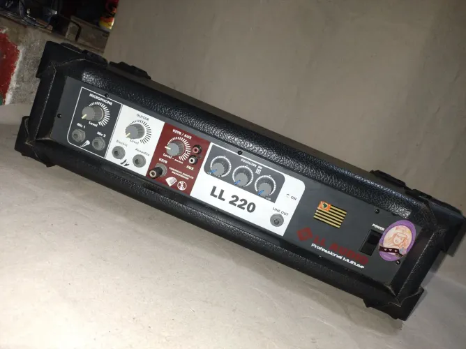 Amplificador LL 220 Professional Multiuse