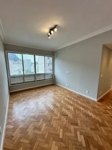 Imóvel para aluguel com 75 metros quadrados com 2 quartos em Copacabana - Rio de Janeiro -