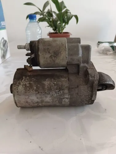 Motor de partida do uno Mille