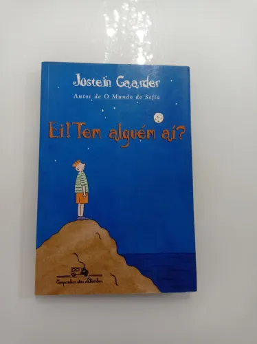 Livro Ei Tem Alguém Aí?
