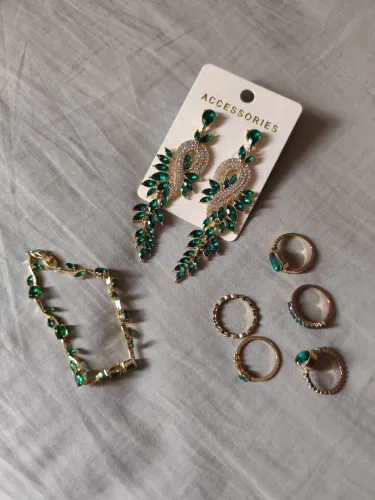 Brinco e acessórios festa (verde e dourado)