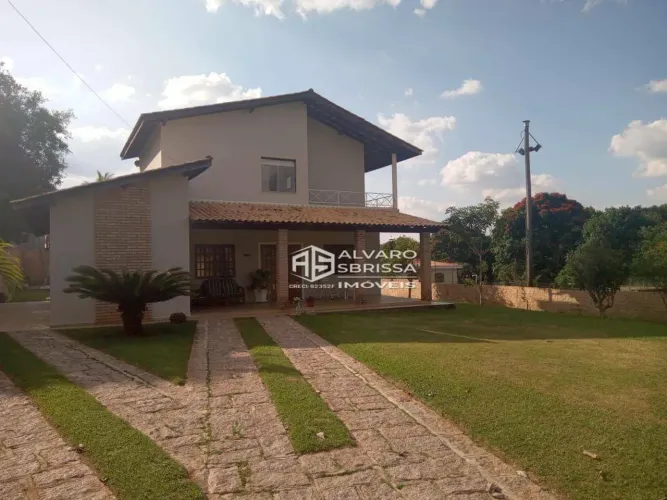 Chácara com 3 dormitórios à venda, 1000 m² por R$ 1.090.000,00 - Condomínio Santa Inês - I