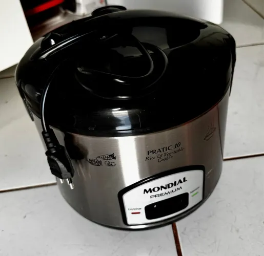 Panela de arroz mondial