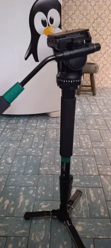 Monopé com 1,80m (com pé de galinha)