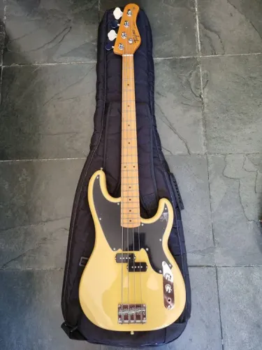 Baixo Tagima TW66 Precision