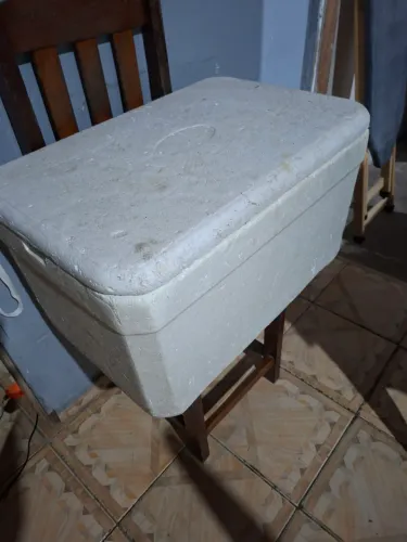 Isopor térmico usado 