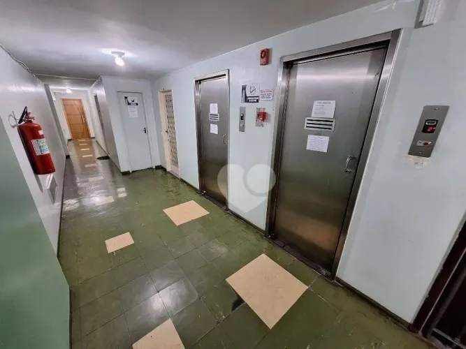 Méier no coração do bairro, junto a estação de trem, hospital, sala comercial, portaria co