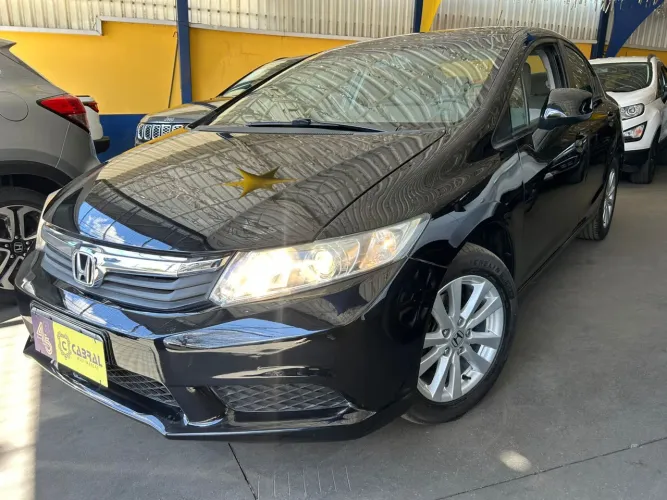 Honda Civic LXS 1.8 Flex Automático
