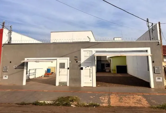 Sobrado Comercial 15 Salas