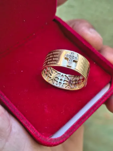 VENDO ANEL EM OURO 18K750 4.8G