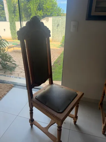 10 cadeiras de jantar de cerejeira