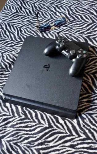 Vendo Playstation 4