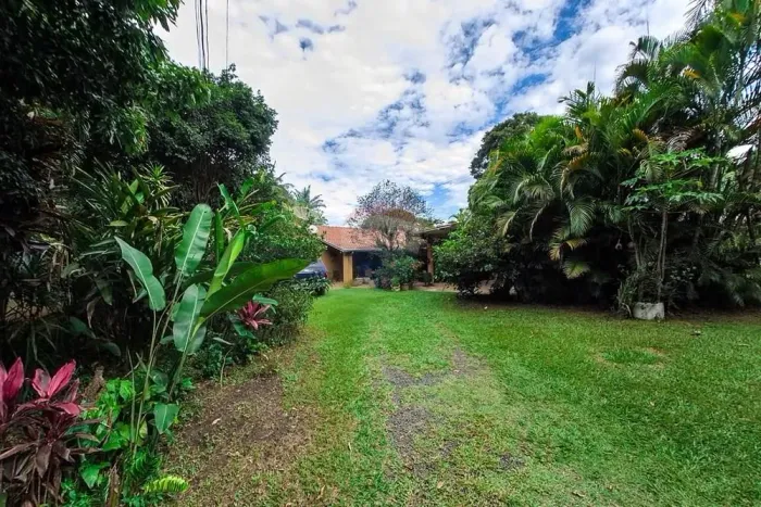 Chacara com 6.232 m, toda arborizada, no Parque das Arvores, em Araras/SP a 10 minutos do