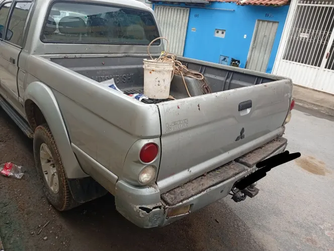 Mitsubishi L200 Sport HPE 2.5 4X4 CD DTI Dies. Aut. 2005