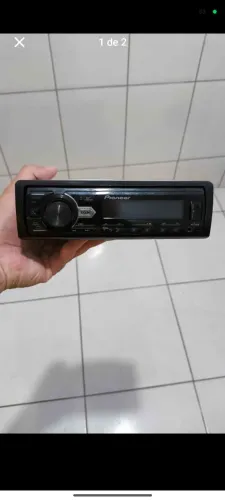 Vendo paineer USB e auxiliar não tem bluetooth