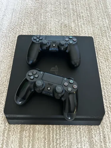 PlayStation 4 Slim