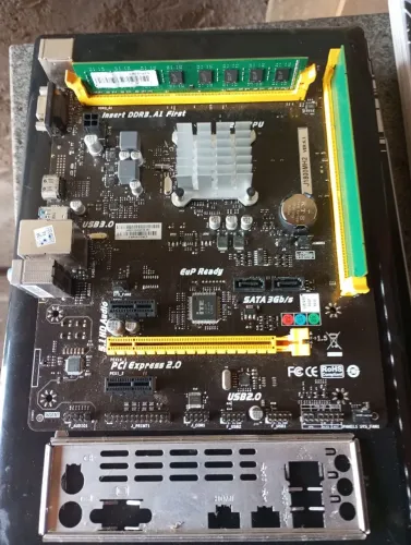 placa mãe +processador Celeron J1800