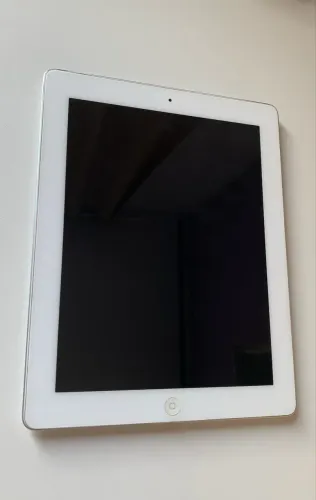 iPad 4ª Geração 16GB Wi-Fi - Funcionando - R$500