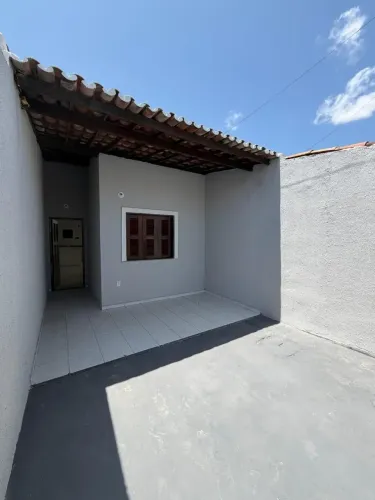 CASA NO BARROCÃO POR R$ 180 MIL