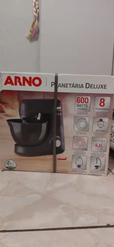 Batedeira Arno planetária Deluxe nova nunca usada