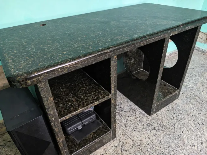 Mesa de granito
