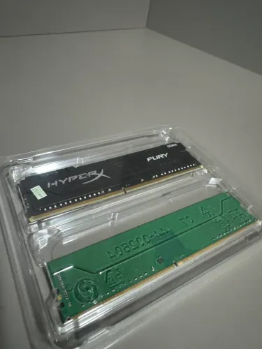 Memória RAM 16GB Hyperx Fury 2400 ddr4 + memória de 4gb brinde!