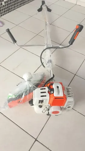 Roçadeira Stihl FS 161 Gasolina.