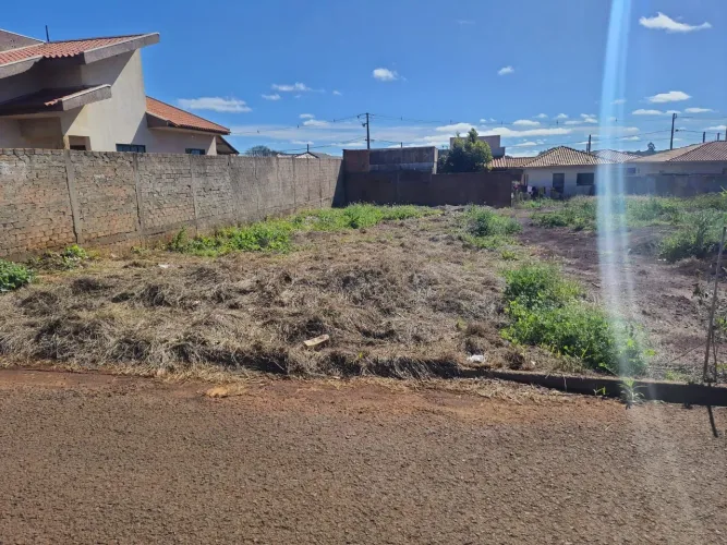 Terreno / lote / data a venda