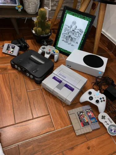 Kit Vídeo games XBOX SÉRIES S BRANCO 500g + SUPER NINTENDO + NINTENDO 64 