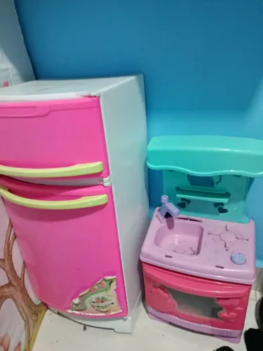 Geladeira e fogão infantil 