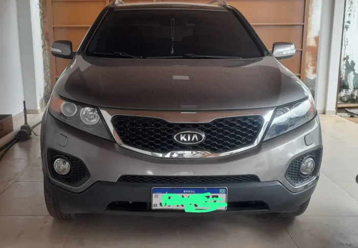 Kia Motors Sorento 3.5 V6 24V 278cv 4X4 Aut. 2013