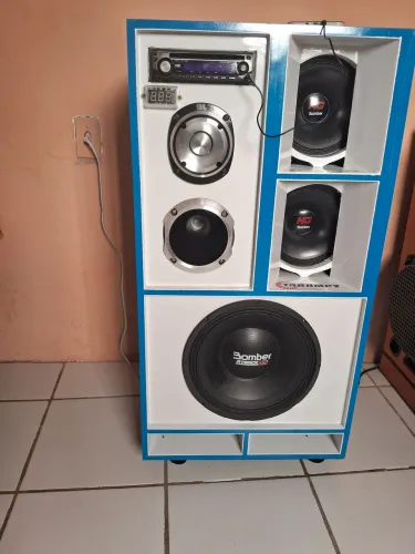 Vende se som montado completo 